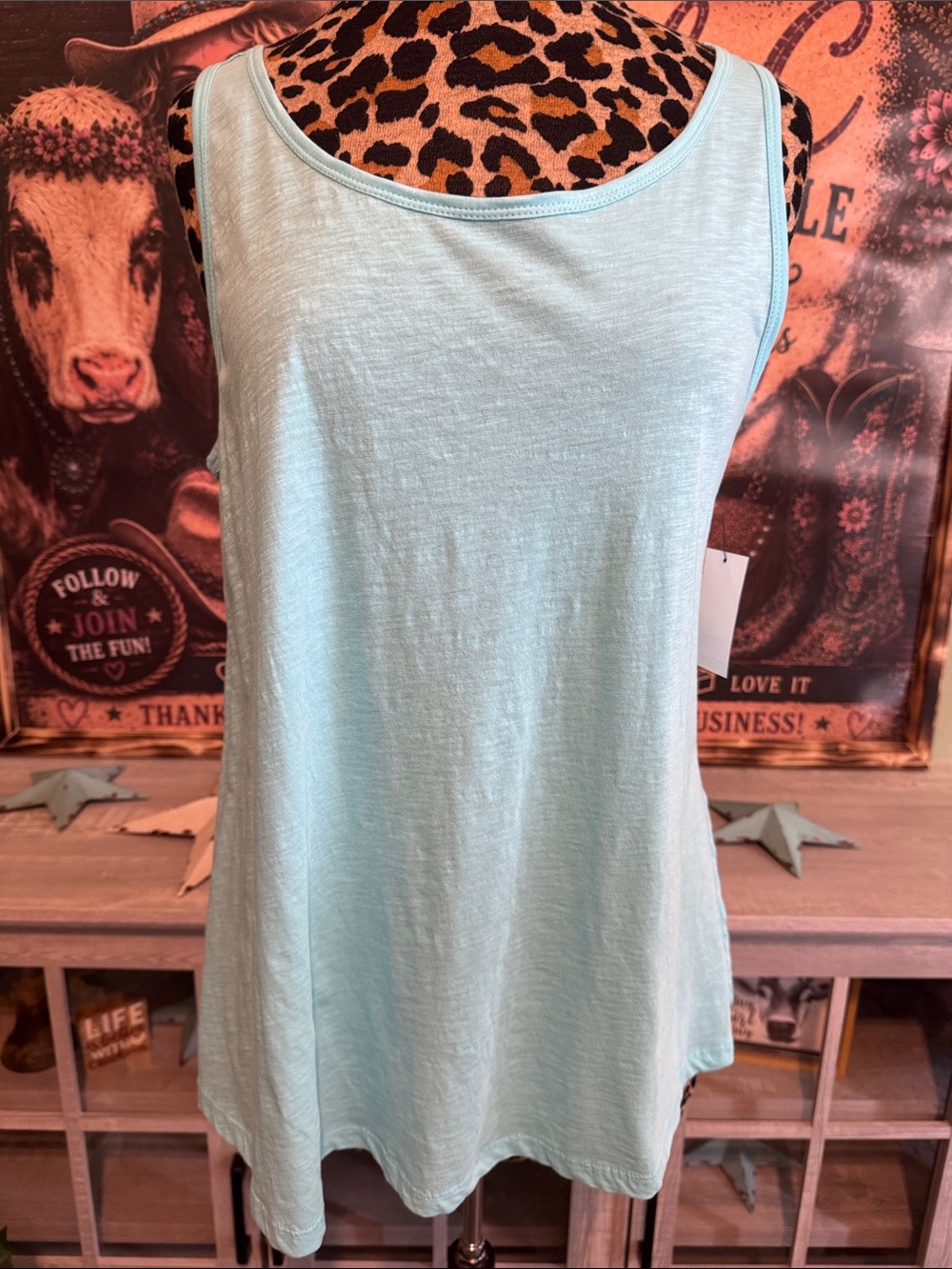 NWT Crown & Ivy  Women’s Light Blue Tank Top  Sz Large